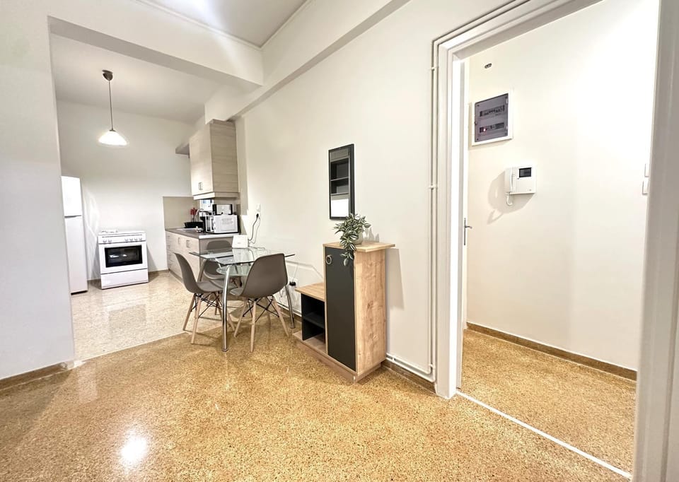 Stylish Downtown Apartment Apartment in Athens
