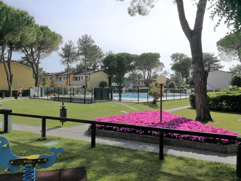 Azzurro Via Livenza 1 Apartment in Bibione