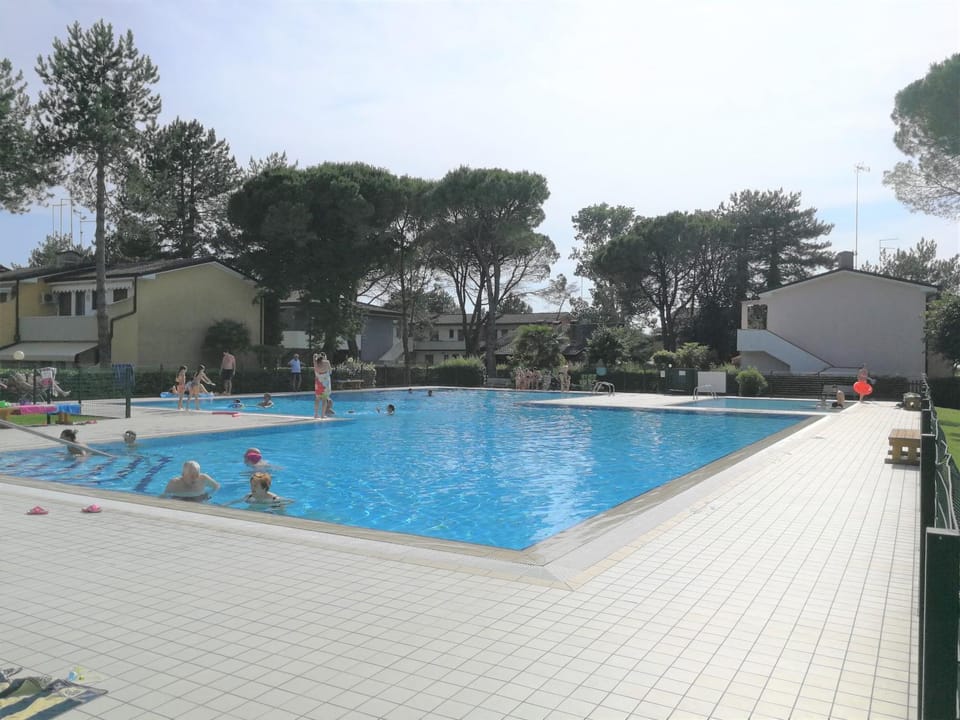 Azzurro Via Livenza 1 Apartment in Bibione