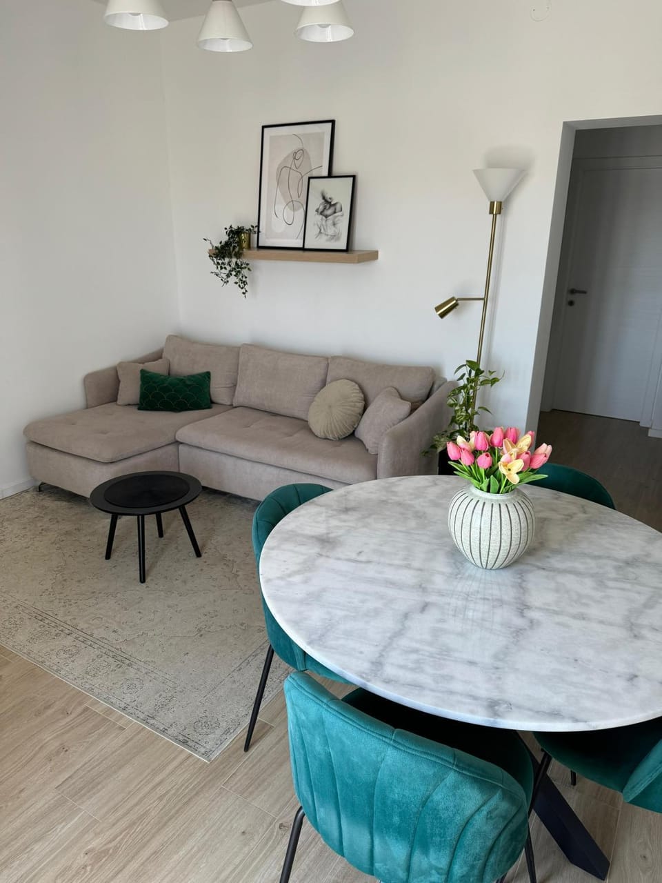 Living room, Seating area, Dining area