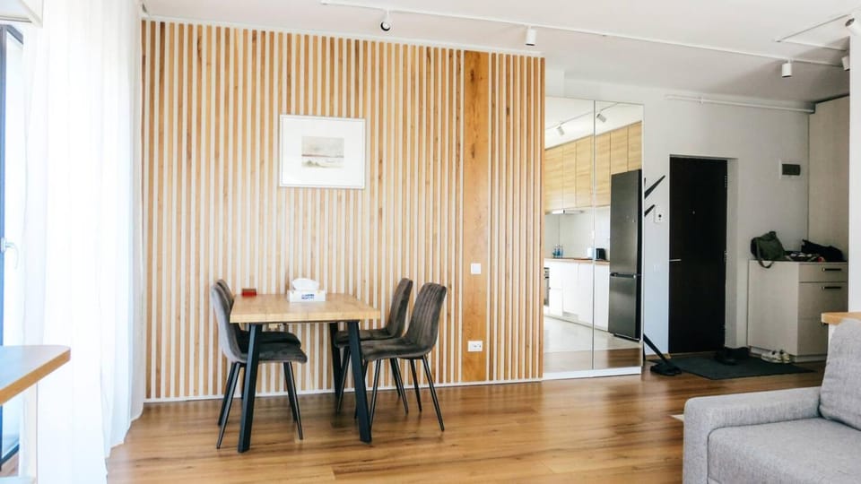 Eden Escape - Private Parking, Kingsize, Quiet Apartment in Cluj-Napoca