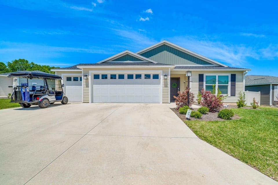Furnished Lanai & Golf Cart: The Villages Home! House in The Villages
