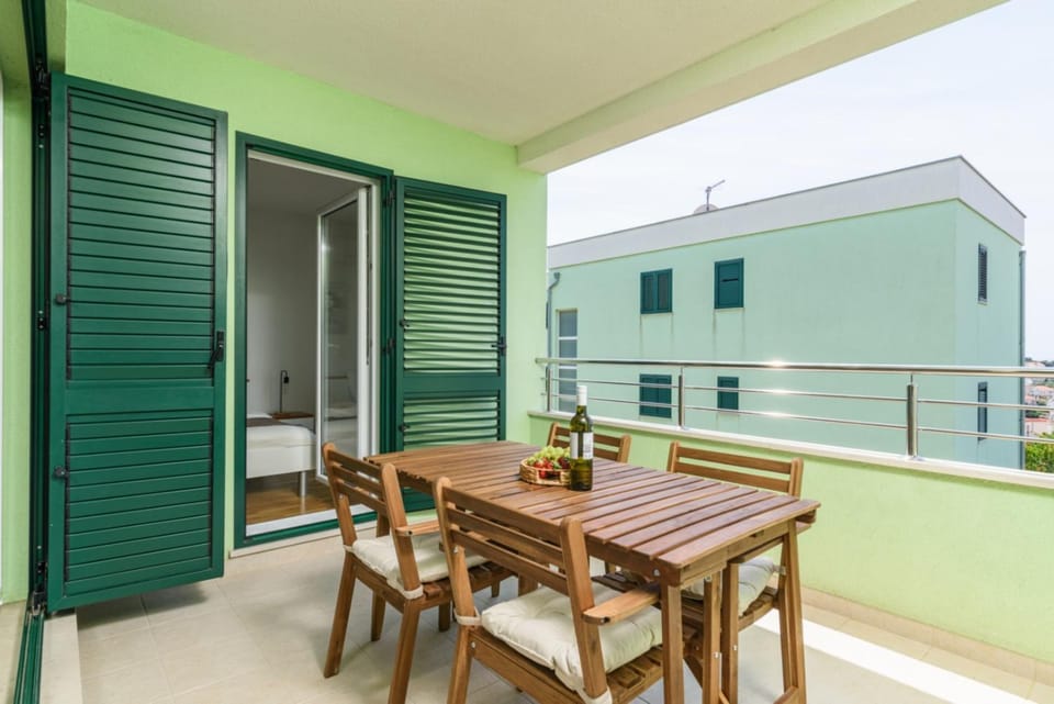 Balcony/Terrace, Dining area