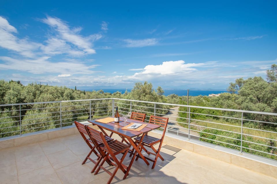 Natural landscape, Balcony/Terrace, Mountain view, Sea view