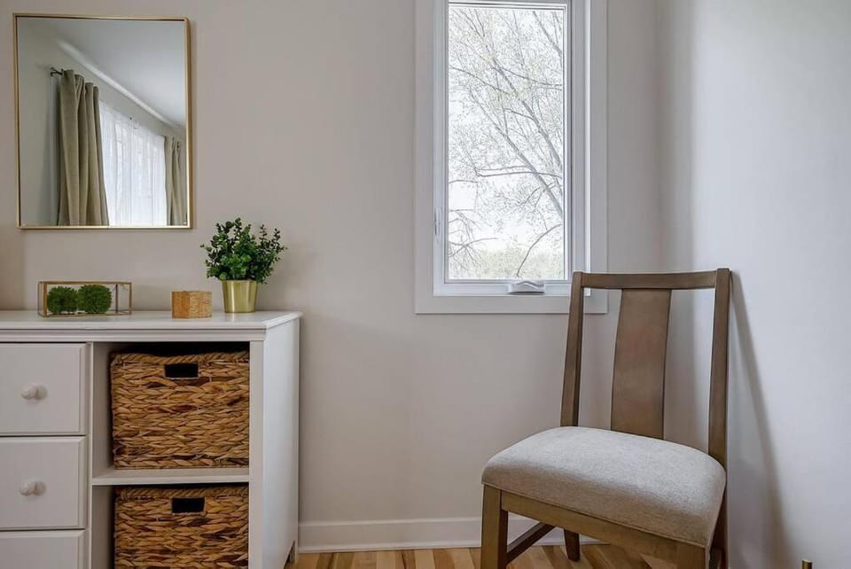 La Riviera - Cottage in the City House in Gatineau