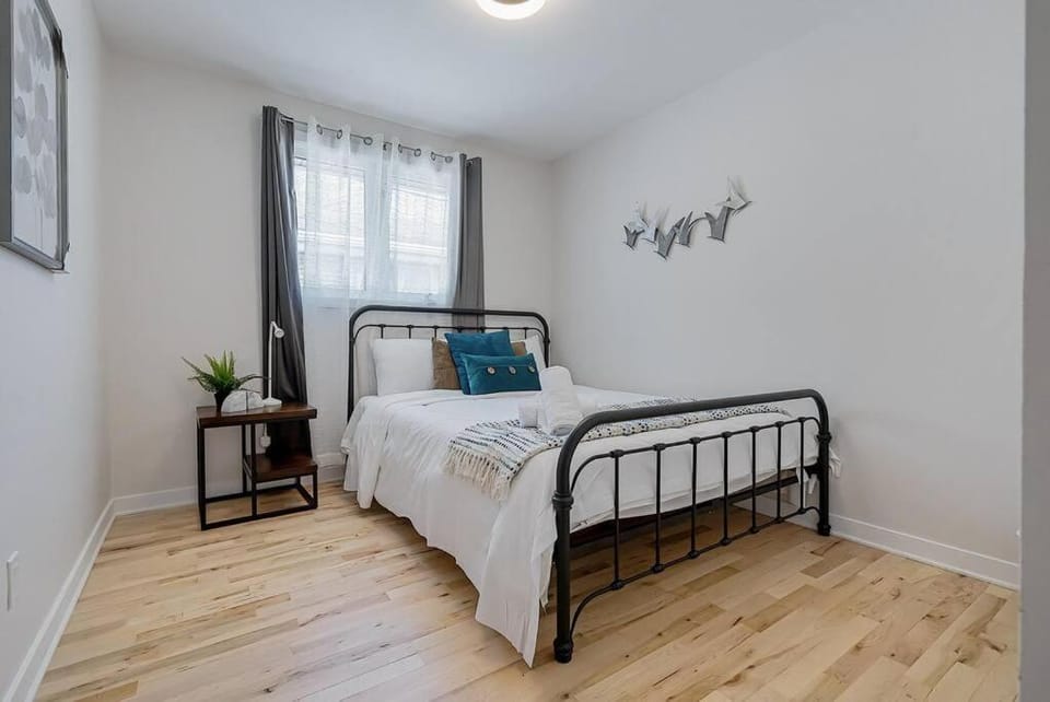 La Riviera - Cottage in the City House in Gatineau
