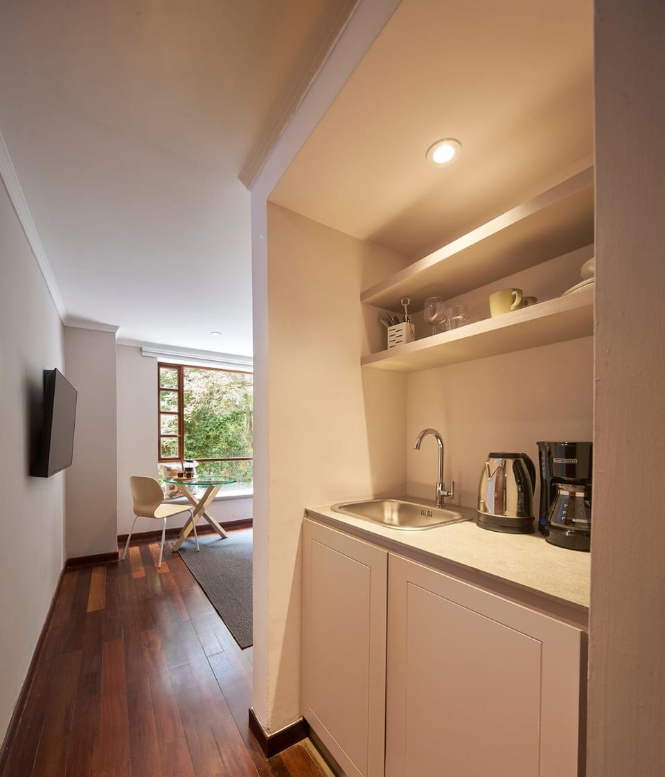 Kitchen or kitchenette, stove