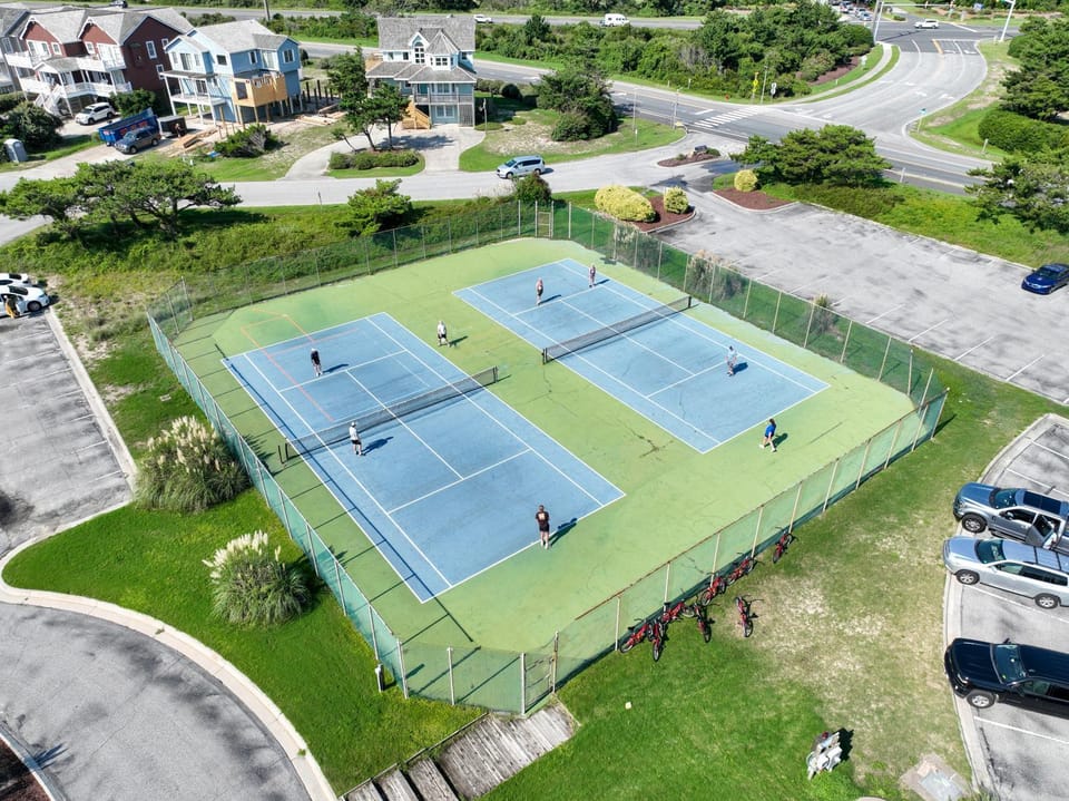 Tennis court