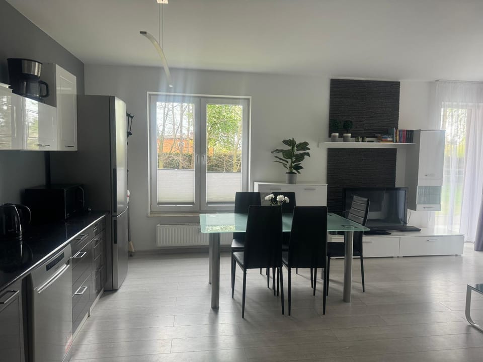 Seaside Bond 007 Apartment Apartment in West Pomeranian Voivodeship, Poland