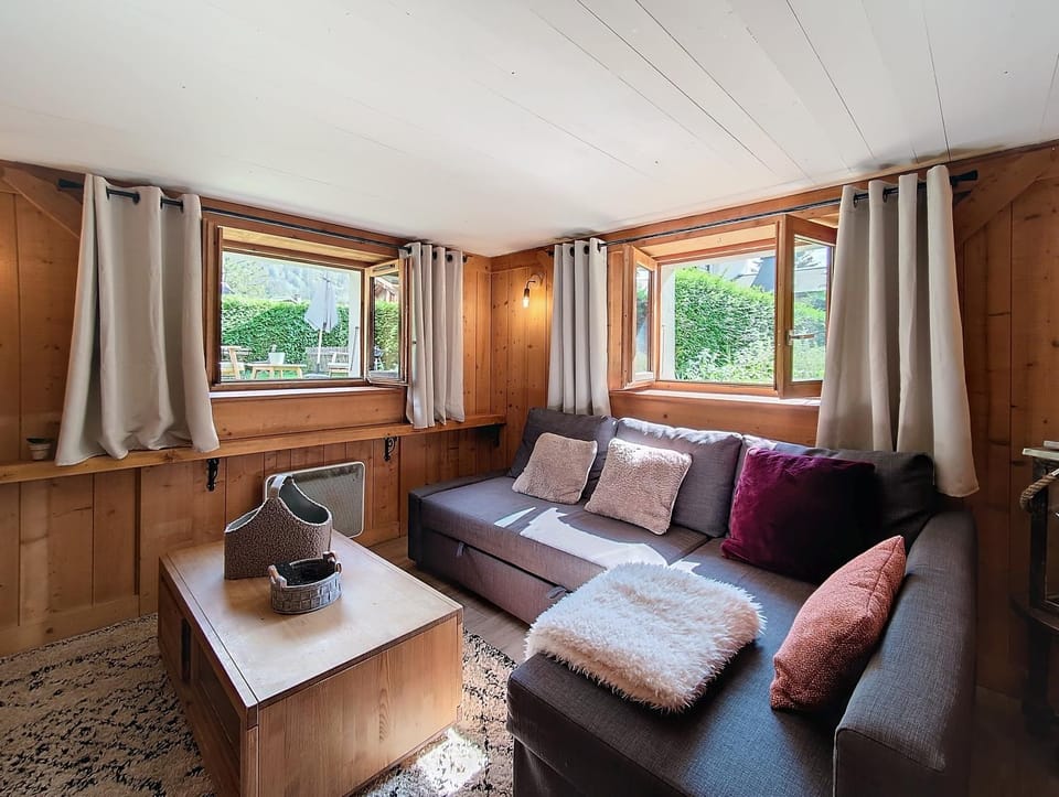 Communal lounge/ TV room, Living room, Lounge or bar, Seating area