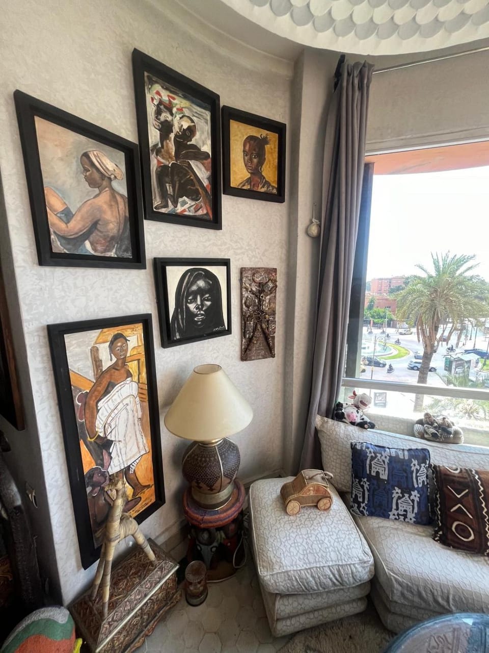 Living room, Decorative detail