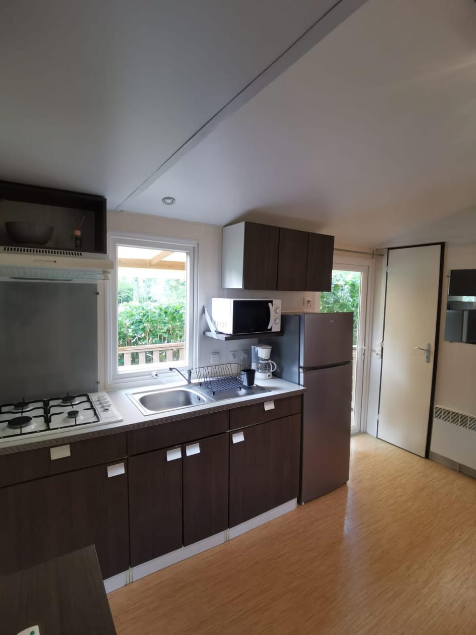 Kitchen or kitchenette, stove