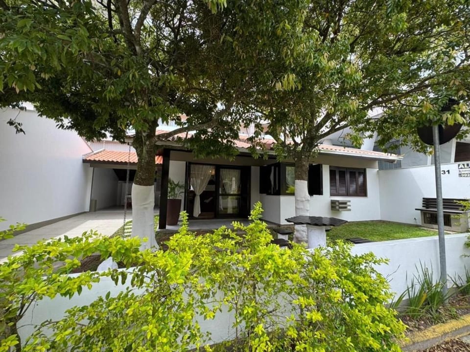 A55 - Casa centro de Bombinhas House in Bombinhas