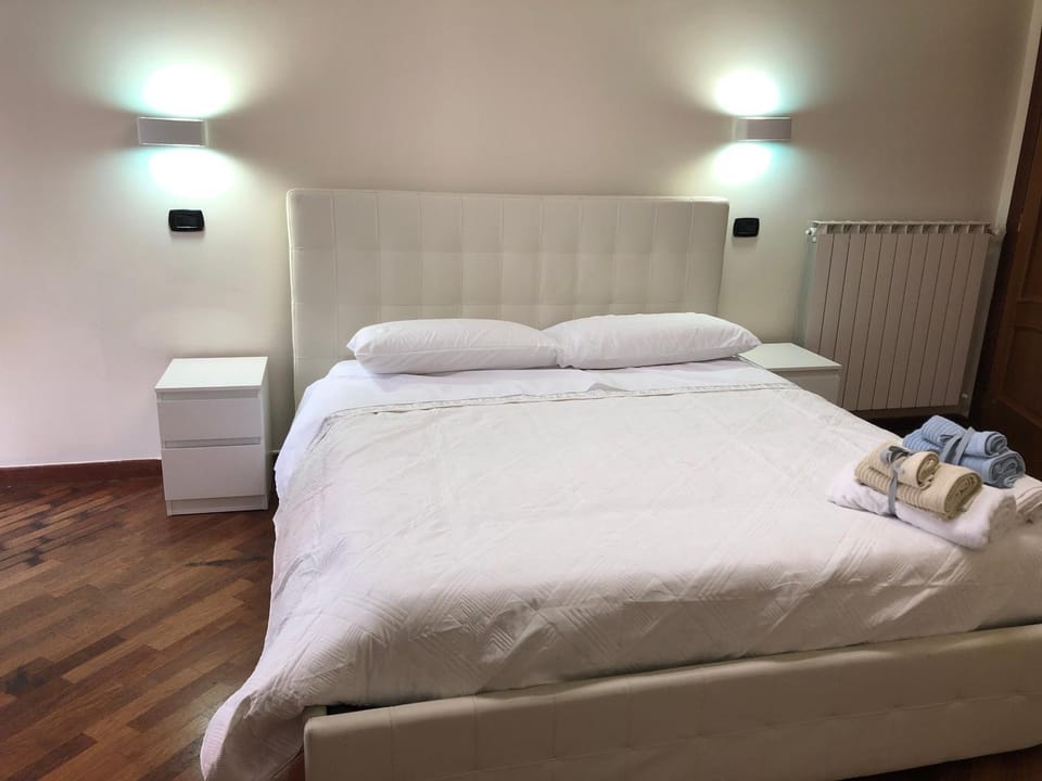 VILLA MORELLIS Bed and Breakfast in Campania