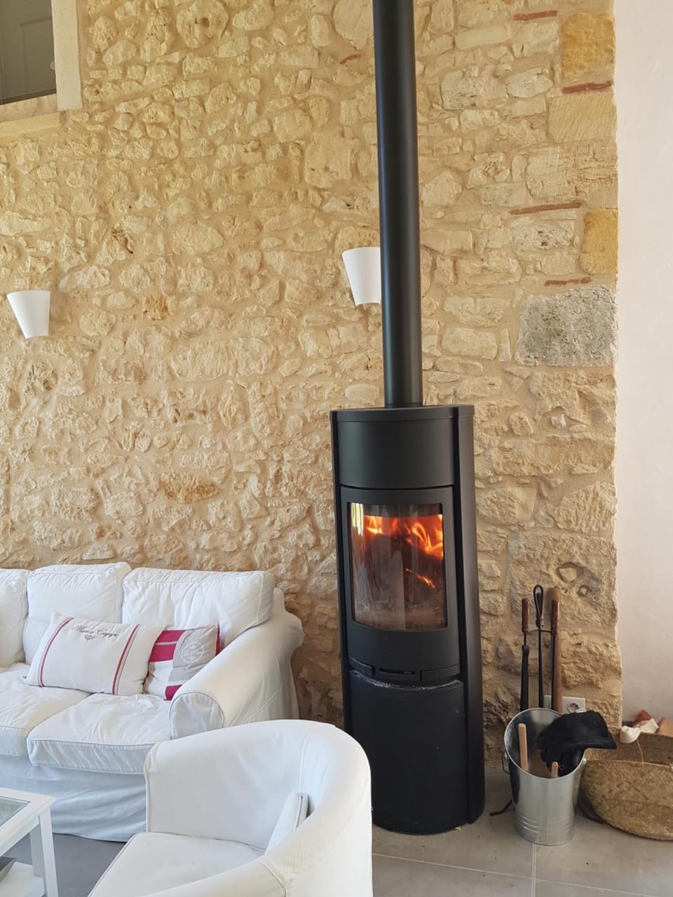 Living room, heating