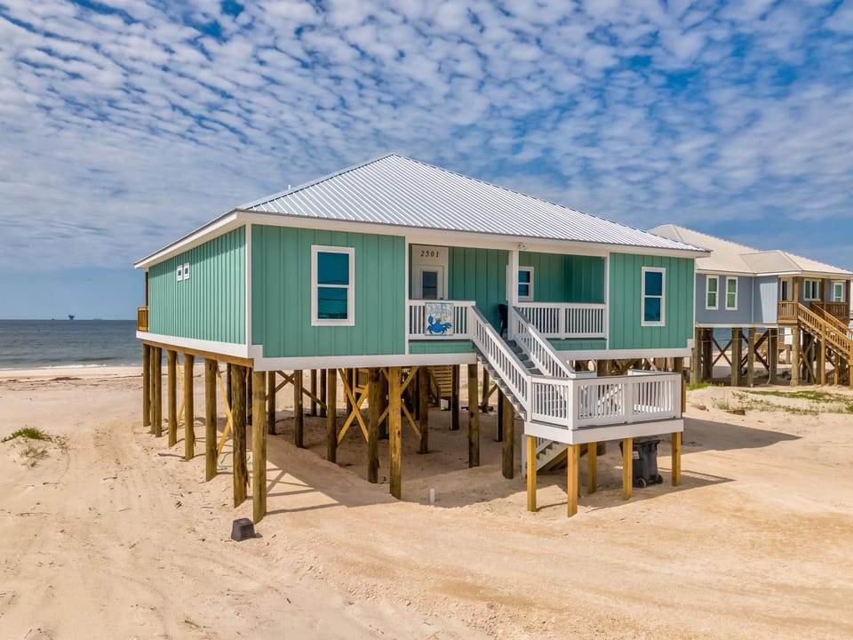 Bubbles Up, West End-Gulf Front, under construction! House in Dauphin Island