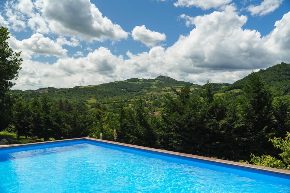 Nearby landmark, Spring, Day, Natural landscape, Mountain view, Pool view, Swimming pool