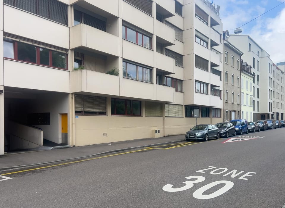 Property building, Street view, Location