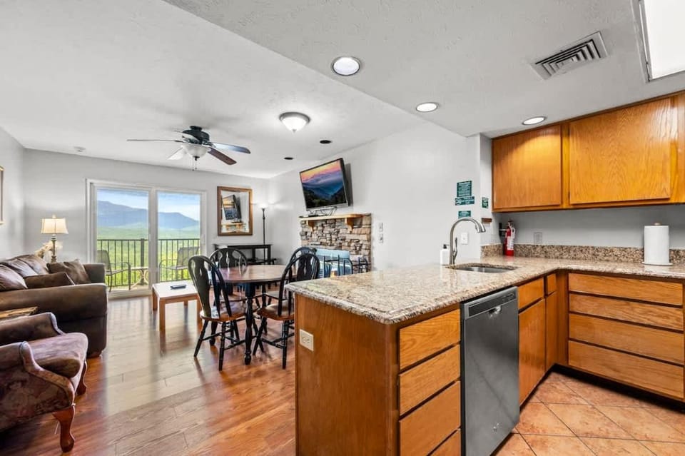 Timberline Terrace House in Pittman Center