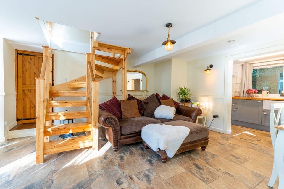 Country Cottage Annex (The Cwtch) Apartment in Llanfoist Fawr