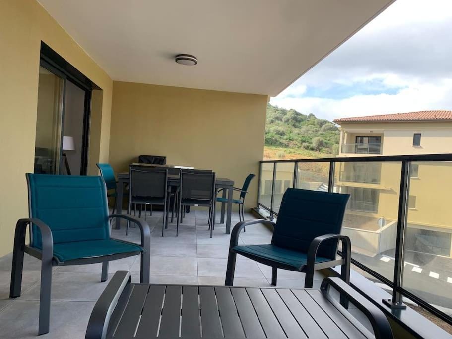 Appartement récent, tout confort , vue mer, plage à 5min Apartment in Propriano
