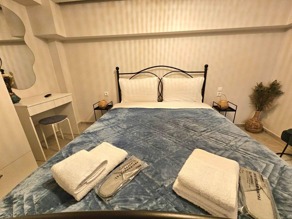 Peacock House Apartment in Peloponnese, Western Greece and the Ionian