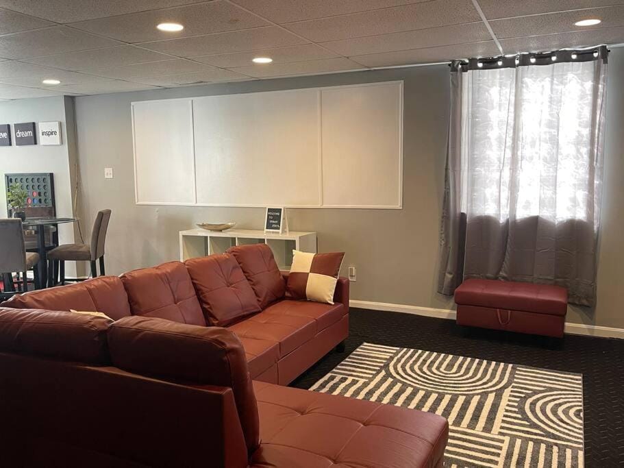 Living room, Seating area