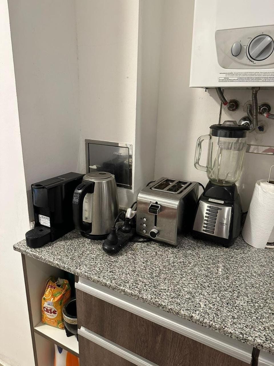 Coffee/tea facilities, Kitchen or kitchenette, Food and drinks, Food, minibar, stove, toaster
