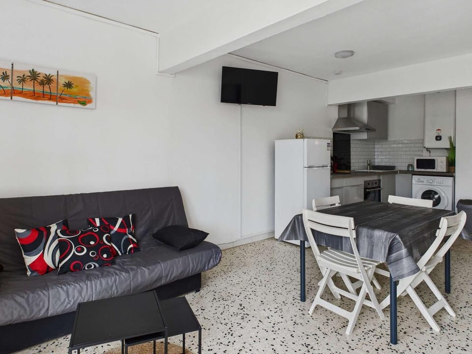 Appartement 3 pièces climatisé avec terrasse et parking privé à Marseillan - FR-1-326-813 Apartment in Marseillan