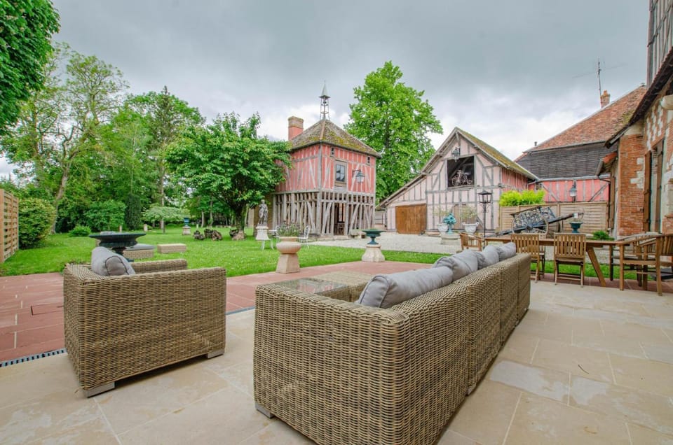 La demeure des ducs des luxembourg House in Grand Est