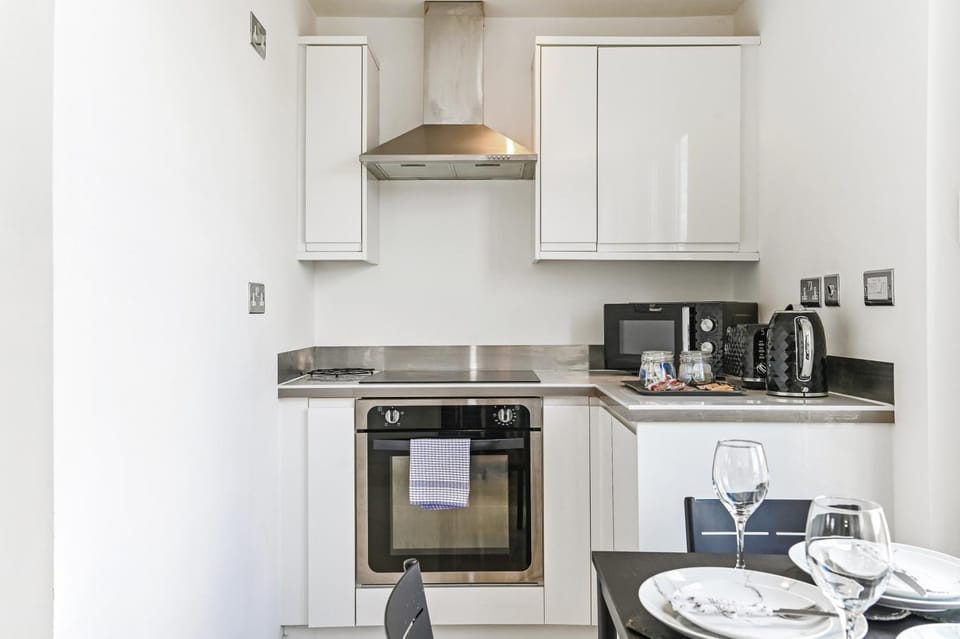 microwave, oven, stove, toaster