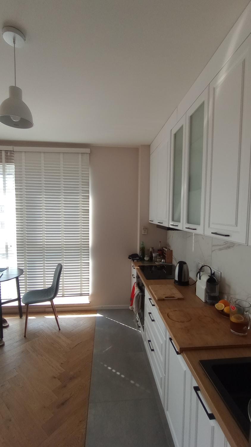 Kitchen or kitchenette, Dining area, stove
