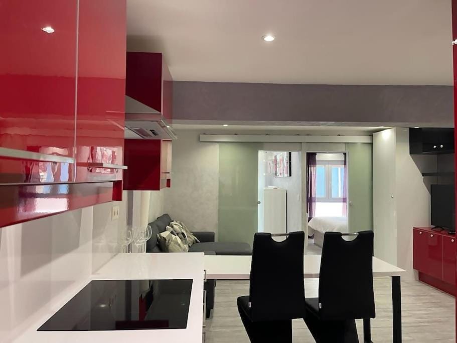 Arostegi central , apto renovado en pleno centro. Apartment in Bermeo