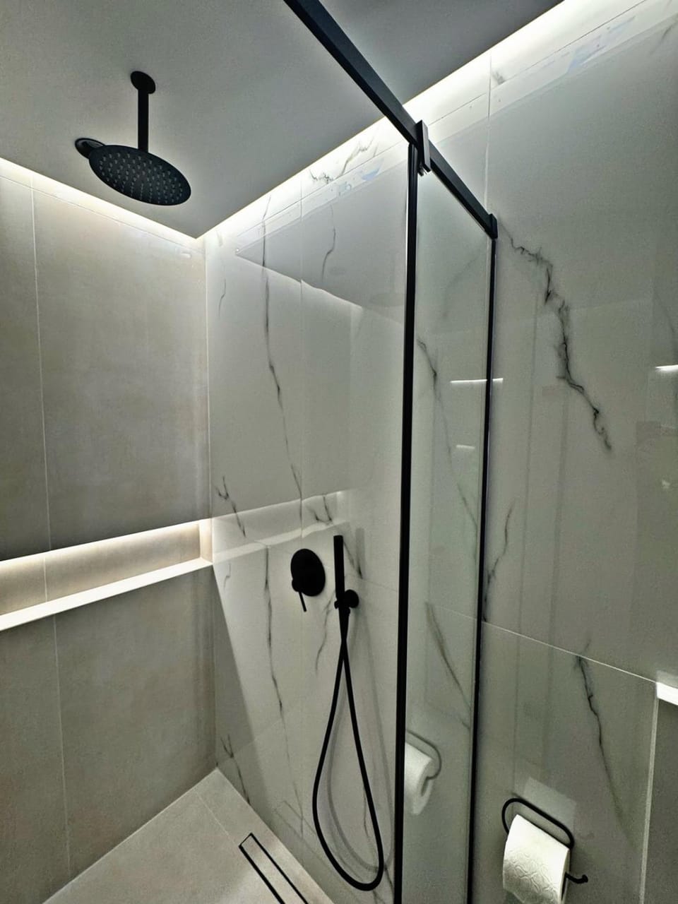 Shower, Bathroom
