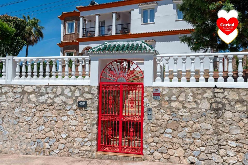 Property building, Facade/entrance, Property logo or sign