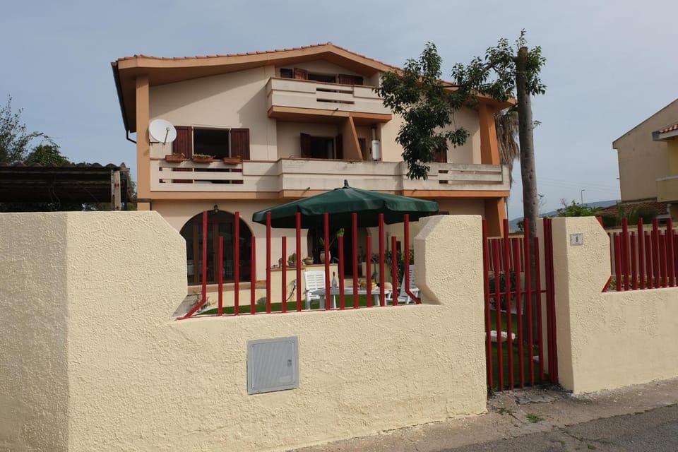 Property building, Balcony/Terrace