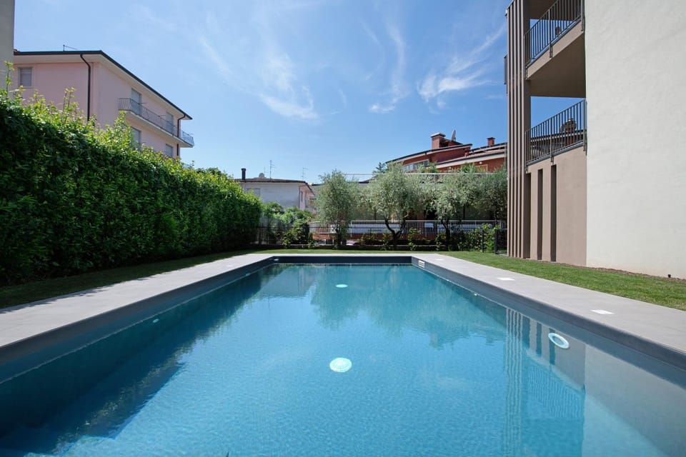 Property building, Swimming pool