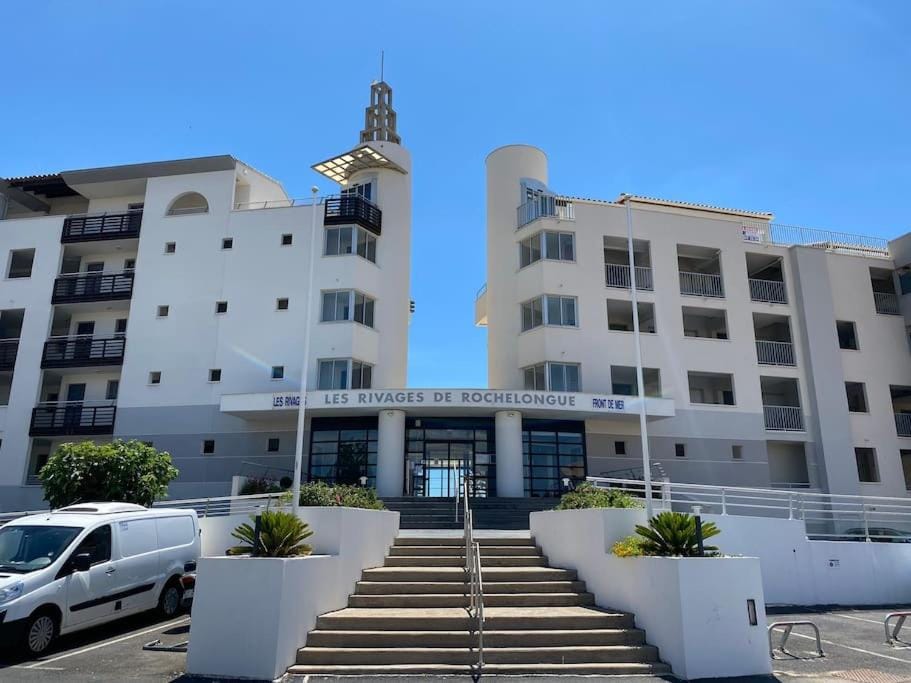 Appartement T2+cabine dans résidence au cap d’Agde Cabin in Agde
