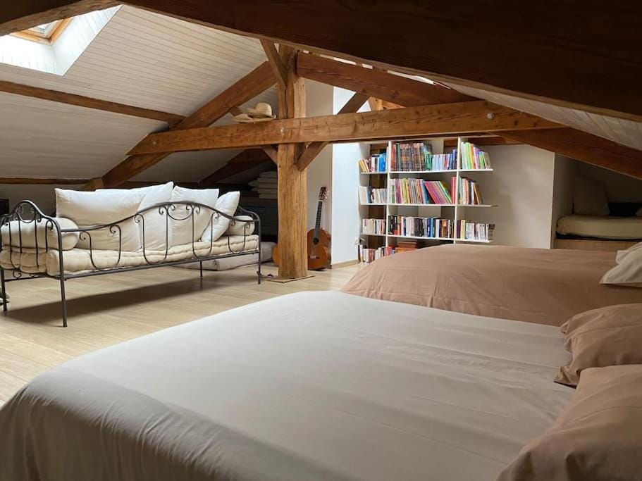 Grande maison familiale La Tuilerie House in Nouvelle-Aquitaine