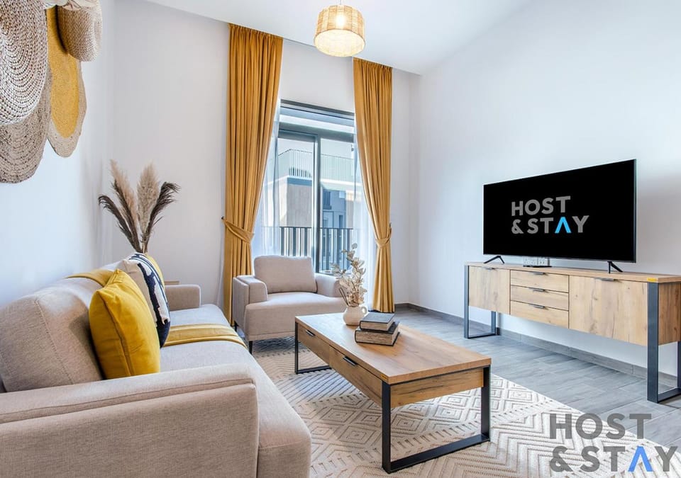1BR Belgravia Apartment with pool view Apartment in Dubai