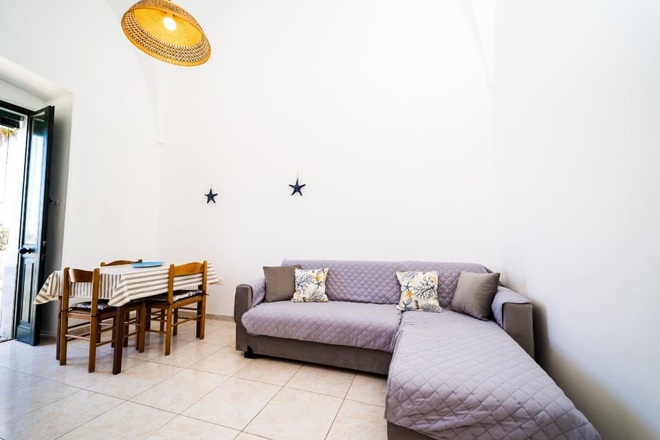 Baires al mare by Vivimy House in Marina di Mancaversa-Giannelli