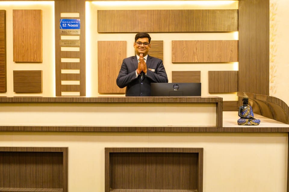 Staff, Lobby or reception