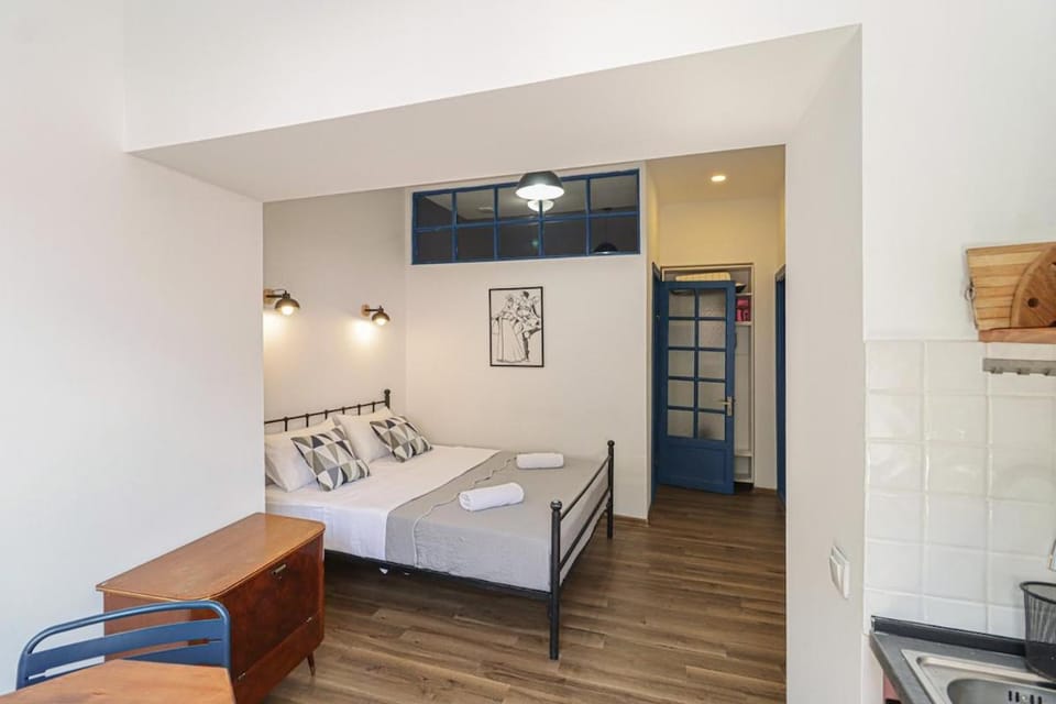 Cozy Studio in Central Tbilisi By Wehost Apartment in Tbilisi, Georgia