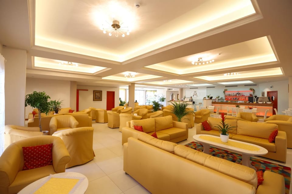 Lobby or reception, Lounge or bar, Seating area