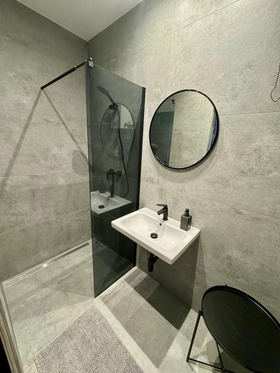 Shower, Bathroom