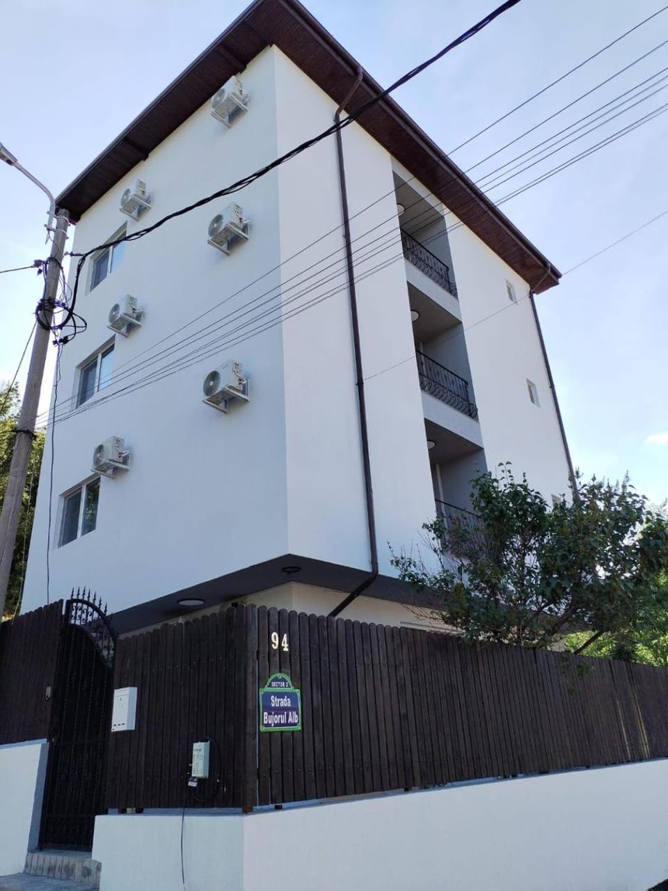 Property building, Day