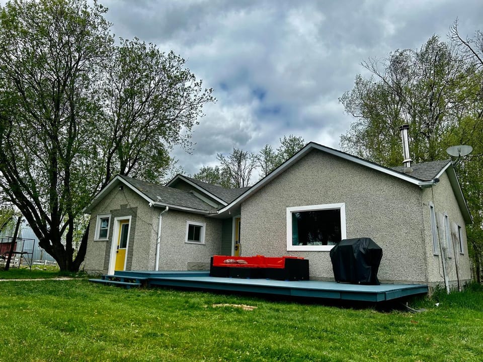 Farmhouse in Alberta House in Alberta