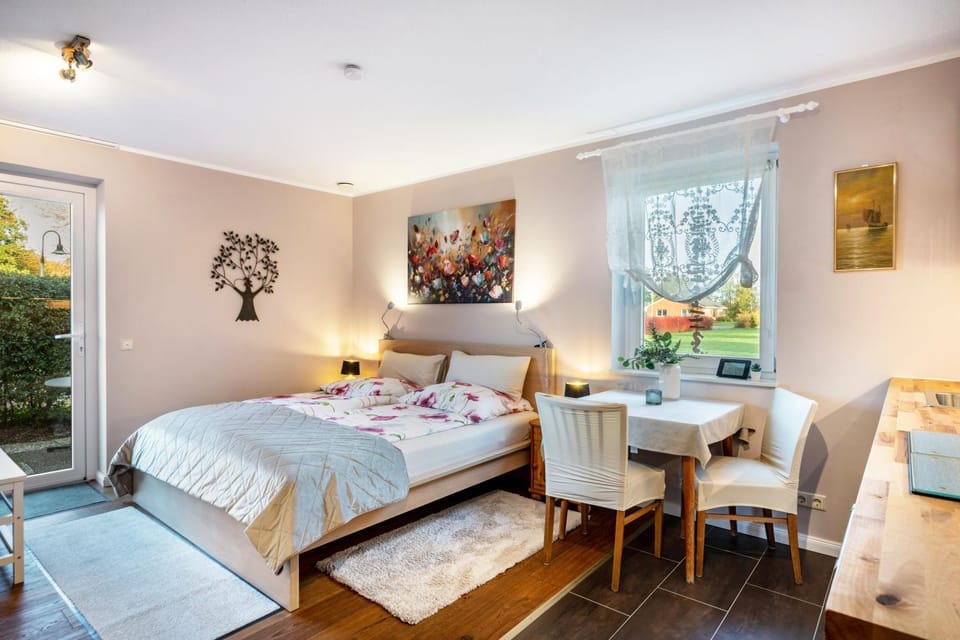 Living room, Bedroom