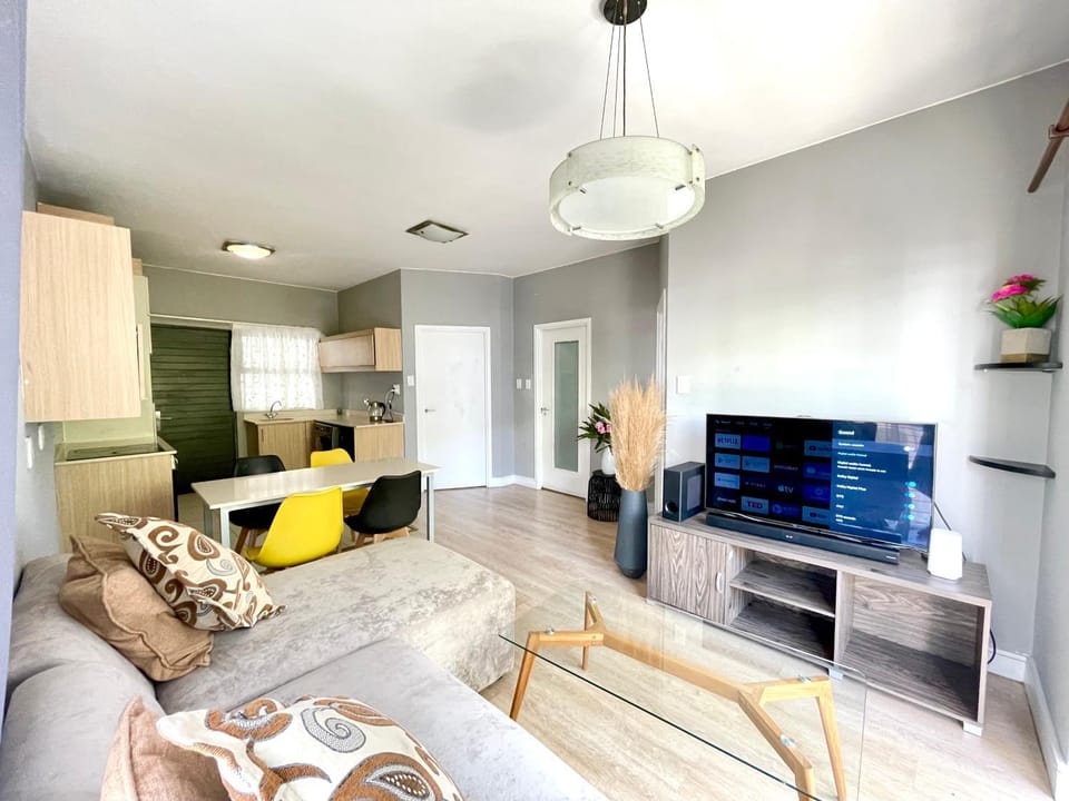 Communal lounge/ TV room, TV and multimedia