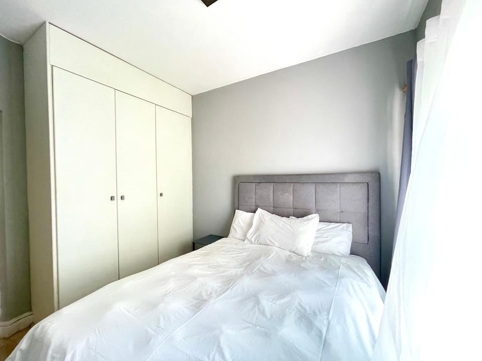 Photo of the whole room, wardrobe